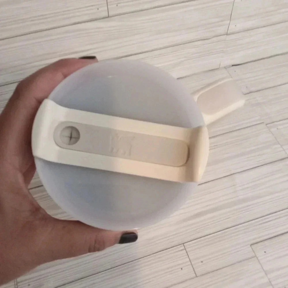 Stanley Dune quencher H2.0 flowstate tumbler matte 40z - Picture 2 of 6